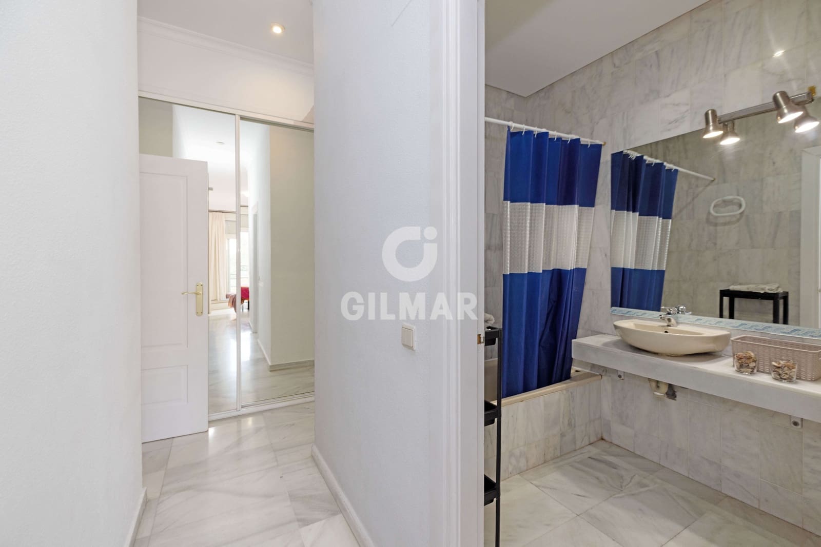 2 slaapkamer Flat te koop in Torrequebrada met zwembad garage - € 345.000 (Ref: 9659790)