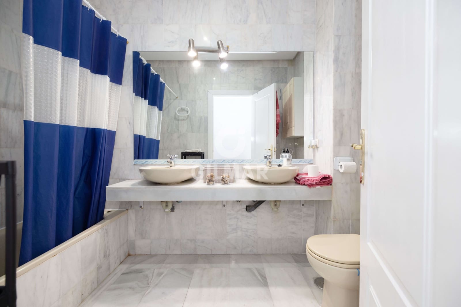 2 slaapkamer Flat te koop in Torrequebrada met zwembad garage - € 345.000 (Ref: 9659790)