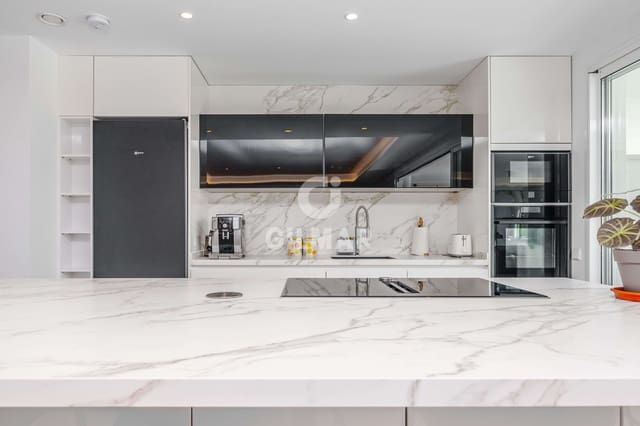 2 sypialnia Mieszkanie na sprzedaż w Benalmadena Costa, Benalmádena z basenem garażem - 1 100 000 € (Ref: 9659792)