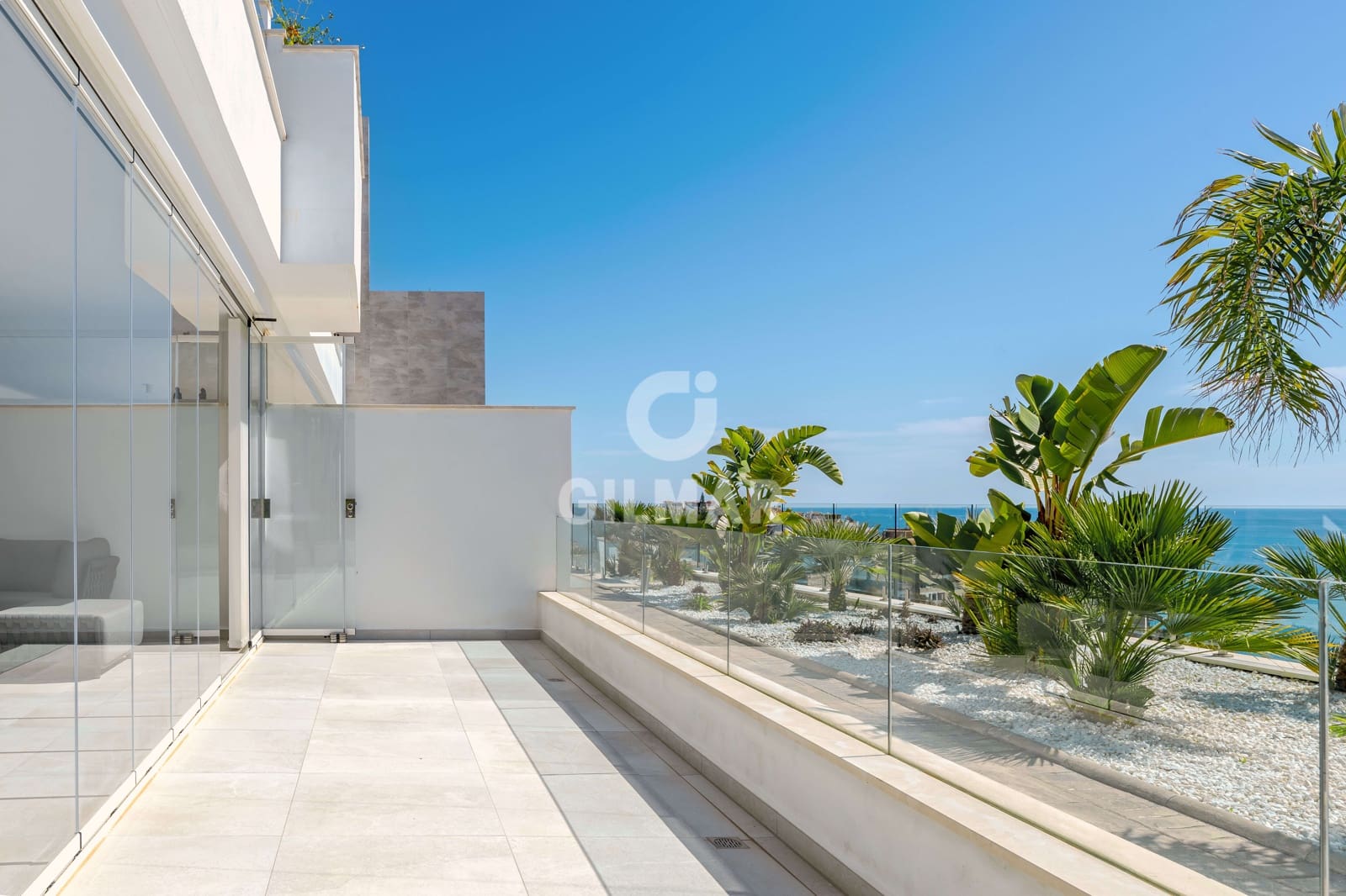 2 bedroom Flat for sale in Benalmadena Costa with pool garage - € 1,100,000 (Ref: 9659792)