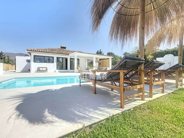 3 quarto Moradia para venda em Guadalobón, Estepona com piscina - 1 395 000 € (Ref: 9667103)