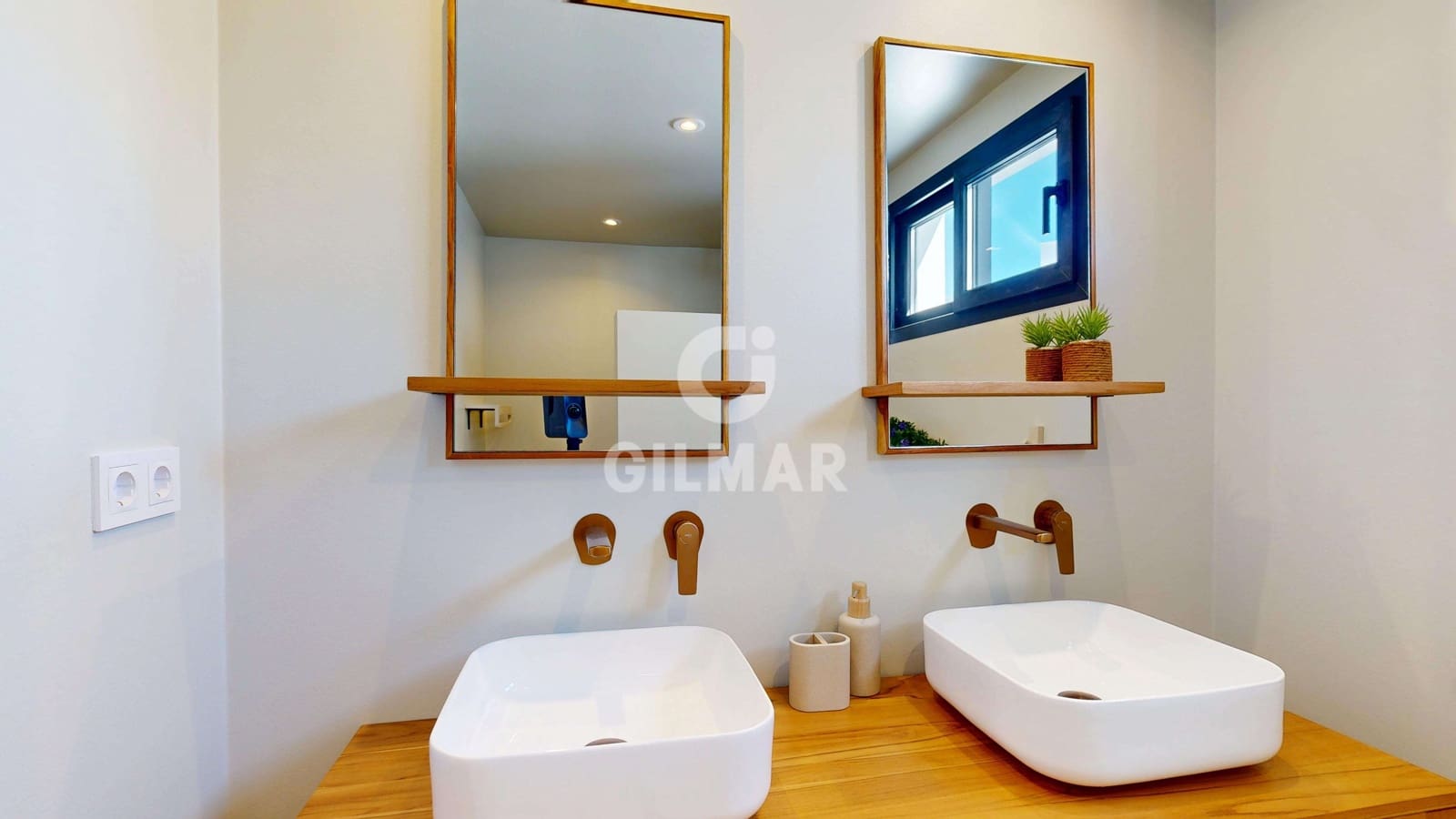 3 camera da letto Villa in vendita in Estepona con piscina - 1.395.000 € (Rif: 9667103)