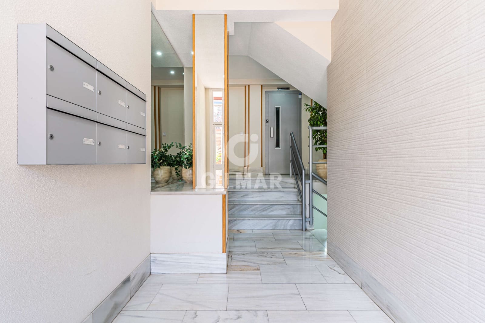 4 soveværelse Lejlighed til salg i Majadahonda med swimmingpool garage - € 950.000 (Ref: 9667104)