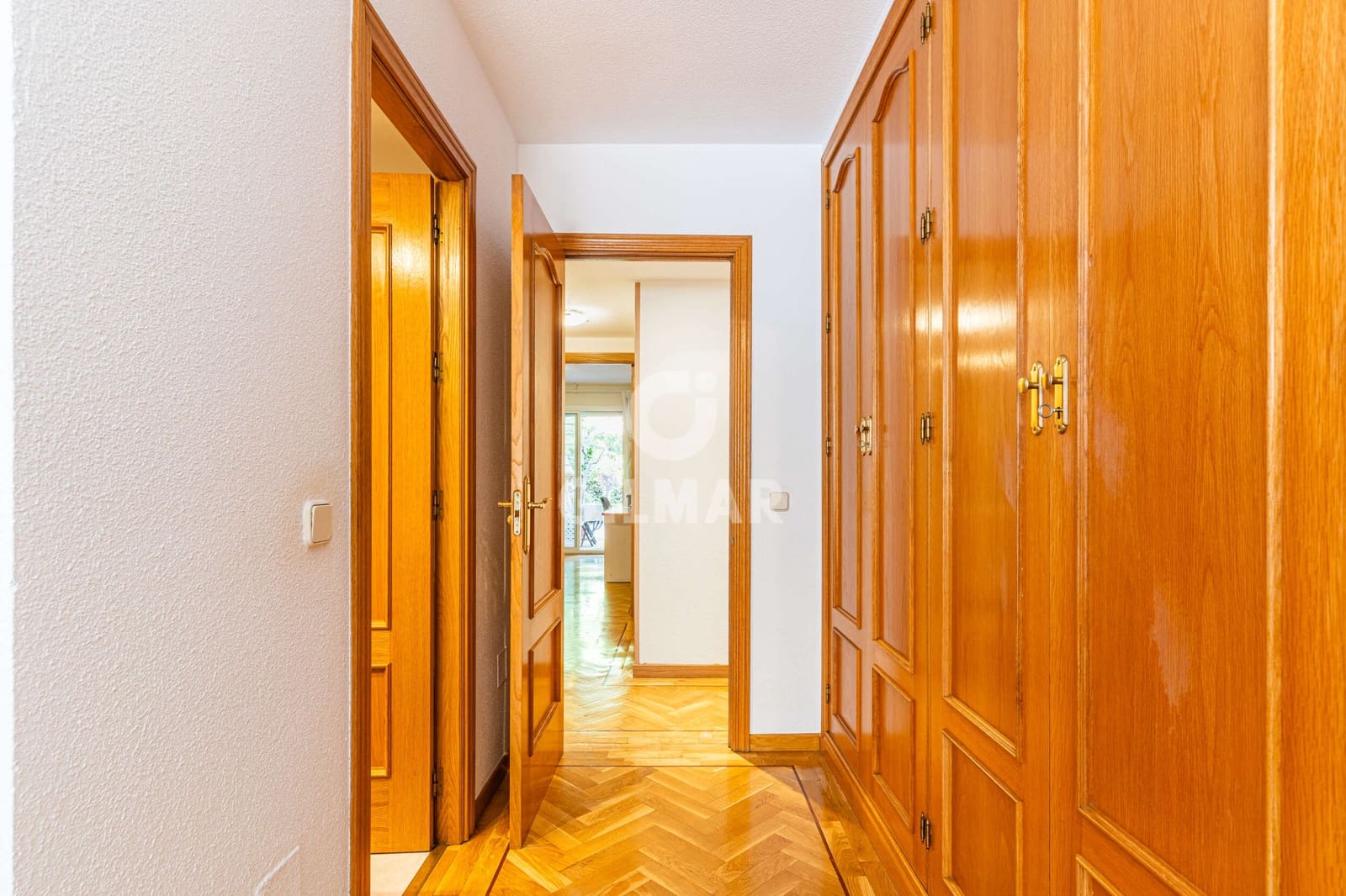 4 soveværelse Lejlighed til salg i Majadahonda med swimmingpool garage - € 950.000 (Ref: 9667104)