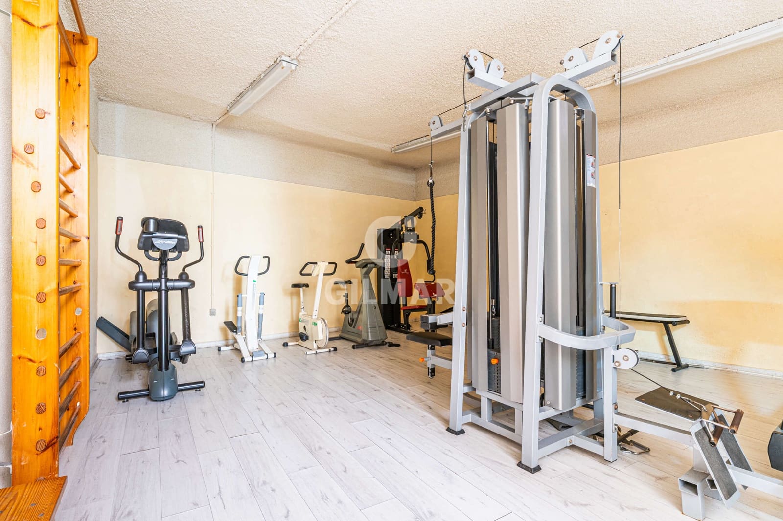 4 soveværelse Lejlighed til salg i Majadahonda med swimmingpool garage - € 950.000 (Ref: 9667104)