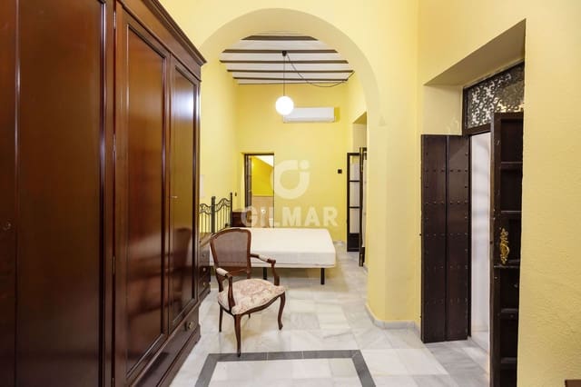 6 sovrum Radhus till salu i Santa Cruz, Sevilla stad - 790 000 € (Ref: 9669214)