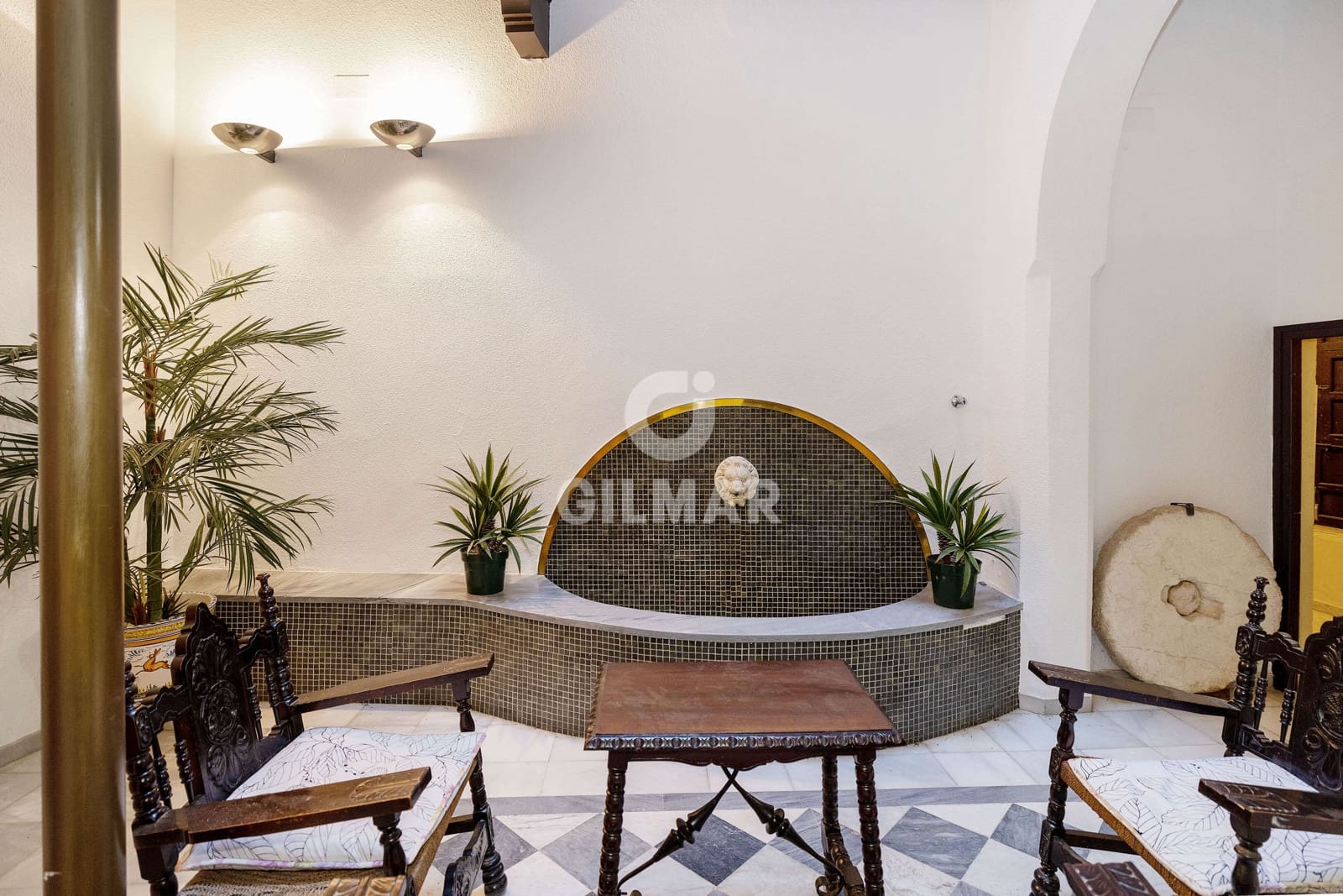 6 sovrum Radhus till salu i Sevilla stad - 790 000 € (Ref: 9669214)