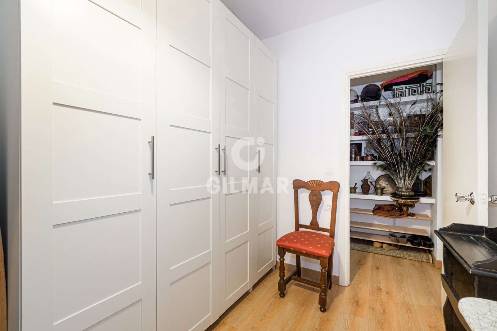 4 soveværelse Lejlighed til salg i Sevilla by med garage - € 630.000 (Ref: 9669217)