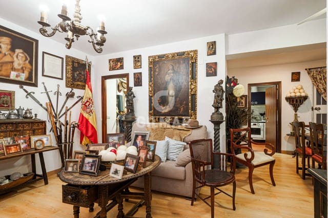 4 slaapkamer Flat te koop in Sevilla stad met garage - € 630.000 (Ref: 9669217)