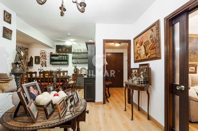 4 slaapkamer Flat te koop in Sevilla stad met garage - € 630.000 (Ref: 9669217)