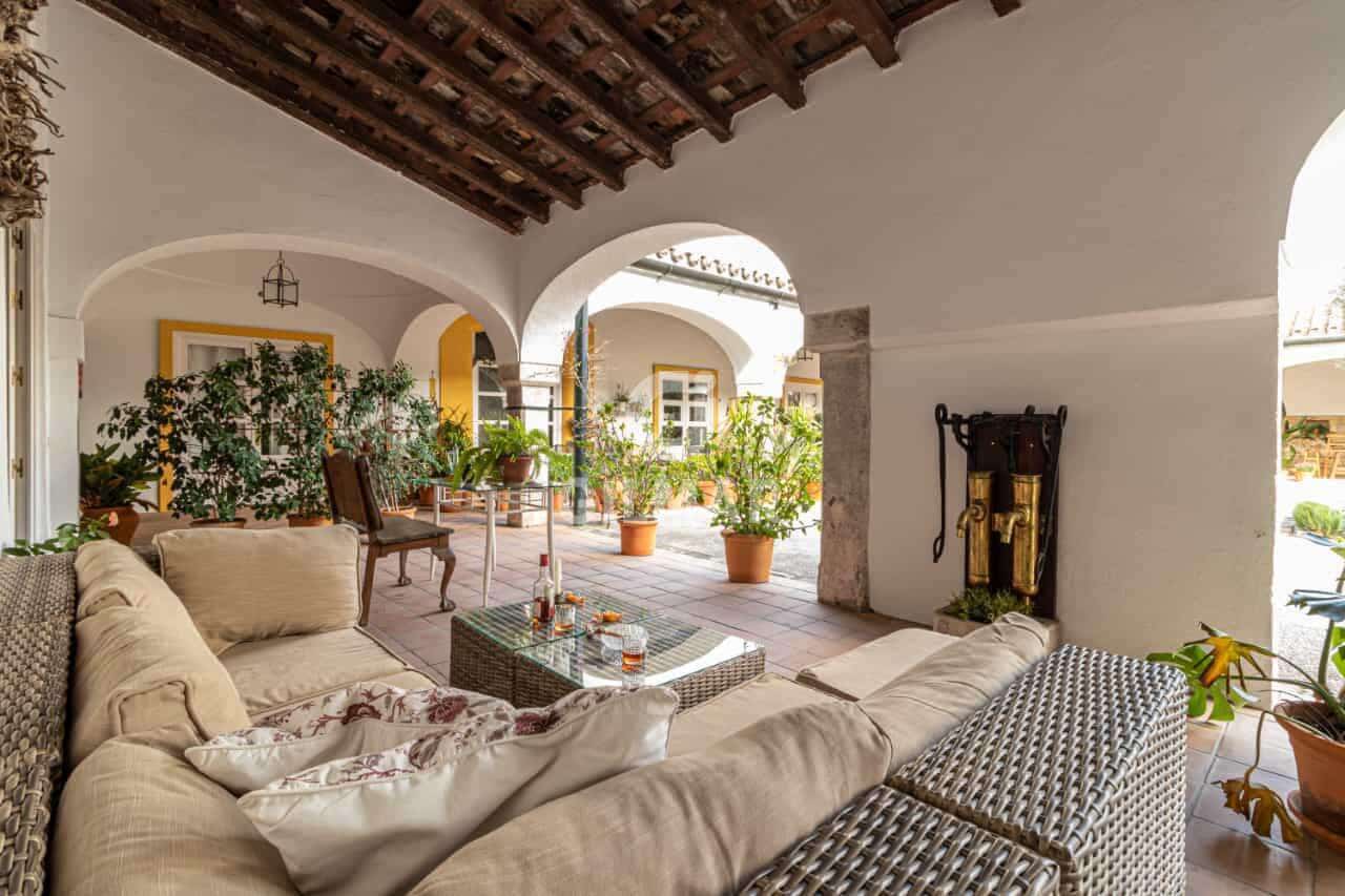 2 bedroom Flat for sale in Jerez de la Frontera with garage - € 335,000 (Ref: 9669219)