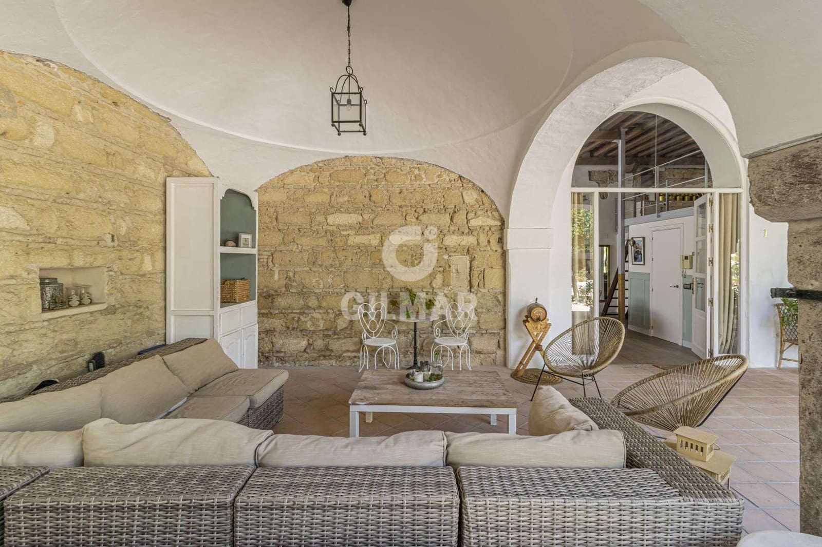 2 bedroom Flat for sale in Jerez de la Frontera with garage - € 335,000 (Ref: 9669219)