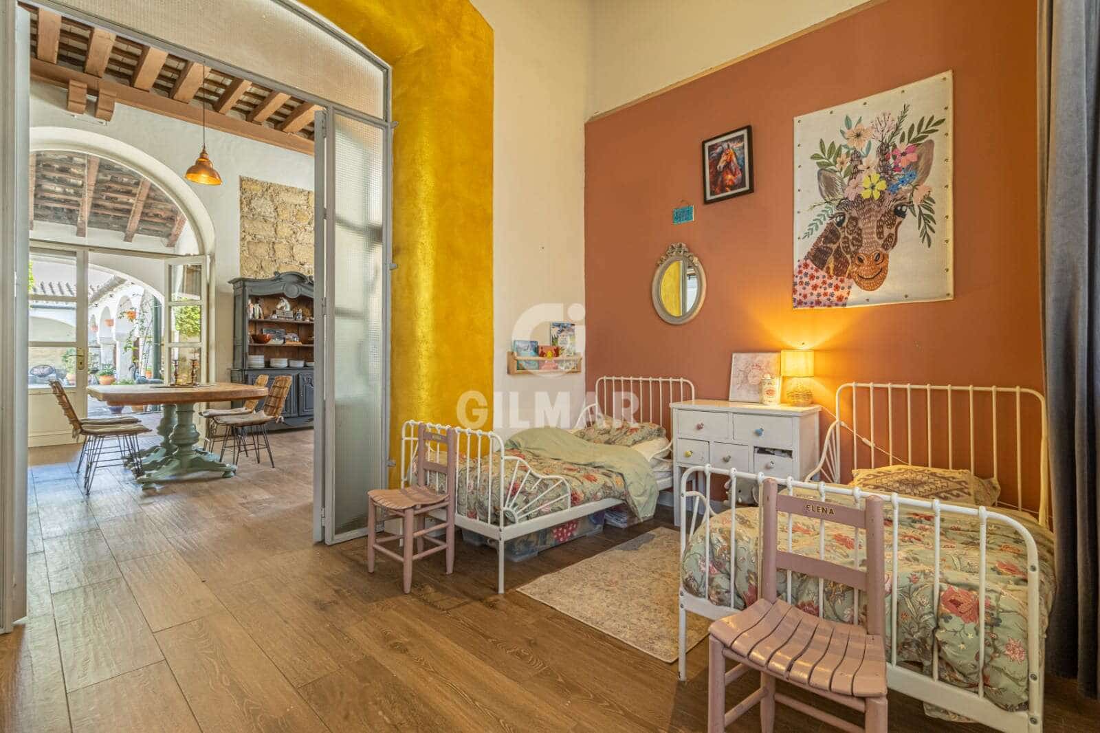 2 bedroom Flat for sale in Jerez de la Frontera with garage - € 335,000 (Ref: 9669219)