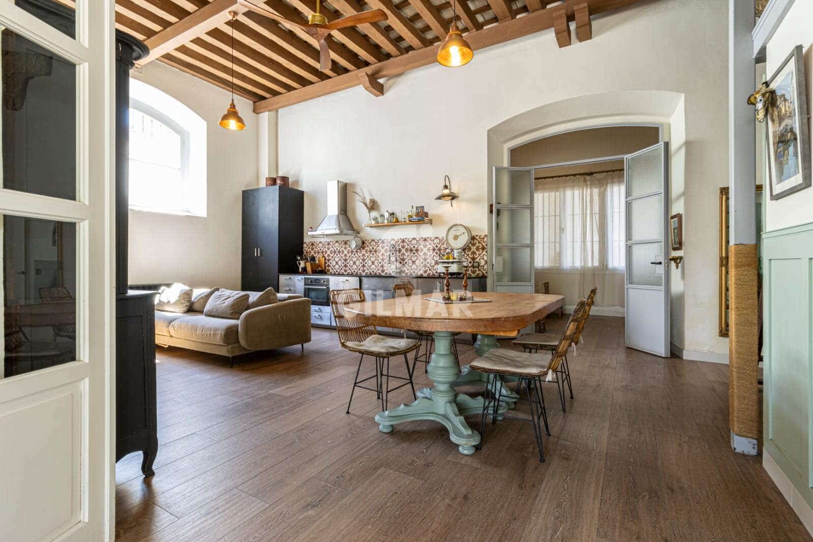 2 bedroom Flat for sale in Jerez de la Frontera with garage - € 335,000 (Ref: 9669219)