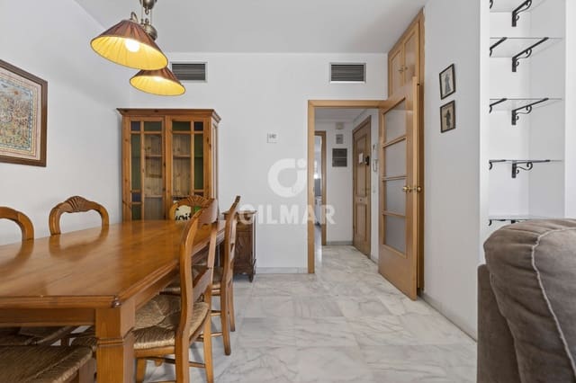 4 Zimmer Wohnung zu verkaufen in Huerta de Santa Teresa, Sevilla Stadt mit Garage - 498.000 € (Ref: 9669220)