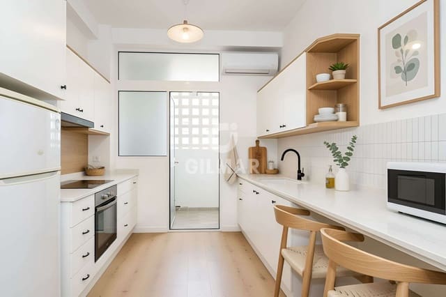 Piso de 4 habitaciones en Los Remedios, Sevilla ciudad en venta - 650.000 € (Ref: 9669222)