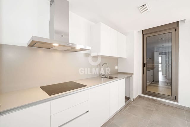 4 quarto Apartamento para venda em Tomares com piscina garagem - 415 000 € (Ref: 9669224)