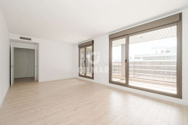 4 quarto Apartamento para venda em Tomares com piscina garagem - 415 000 € (Ref: 9669224)