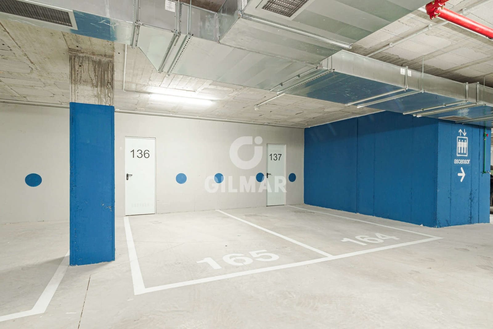 Piso de 4 habitaciones en Tomares en venta con piscina garaje - 415.000 € (Ref: 9669224)