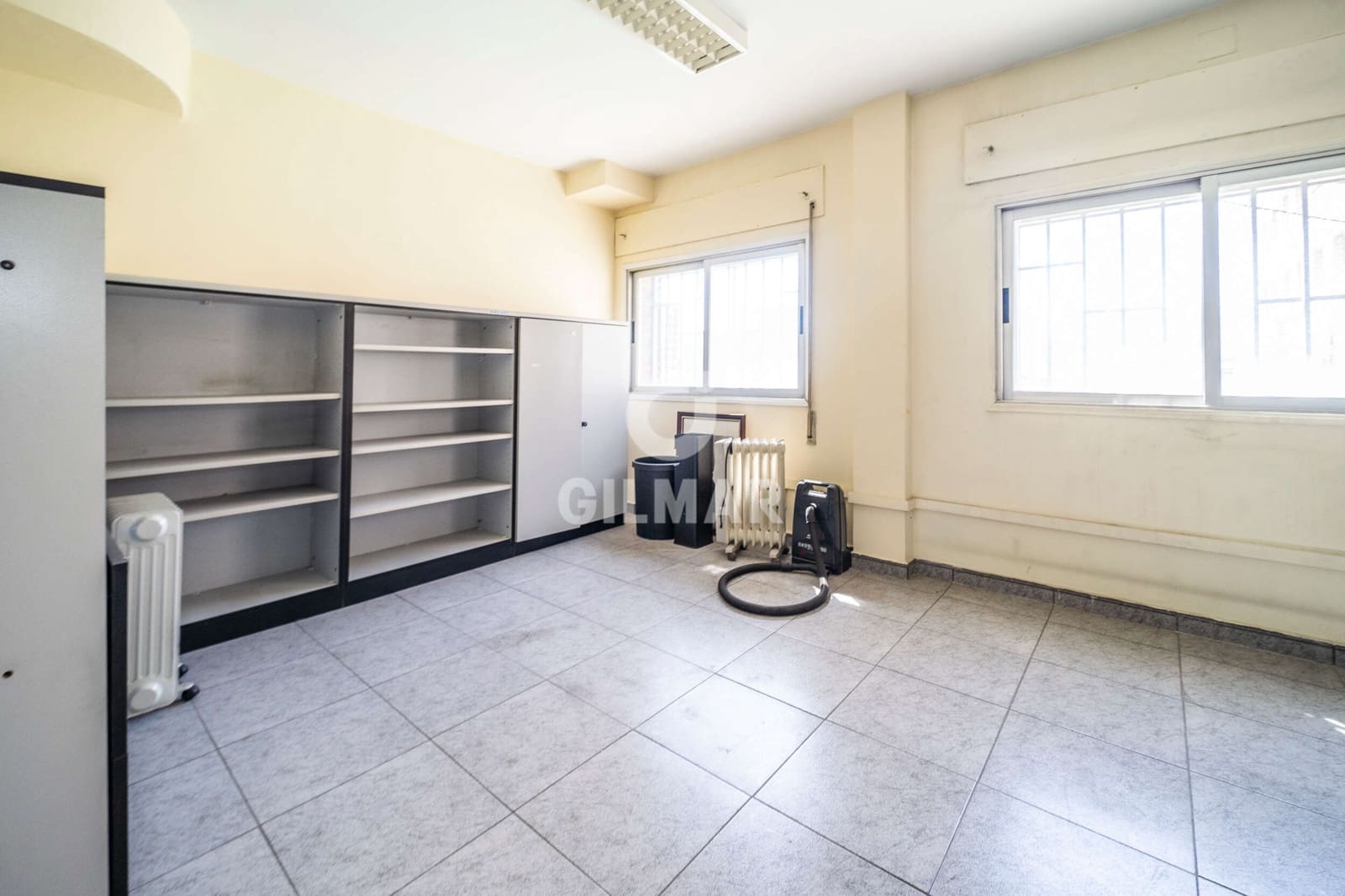 Biuro na sprzedaż w Miasto Madryt z garażem - 750 000 € (Ref: 9669227)