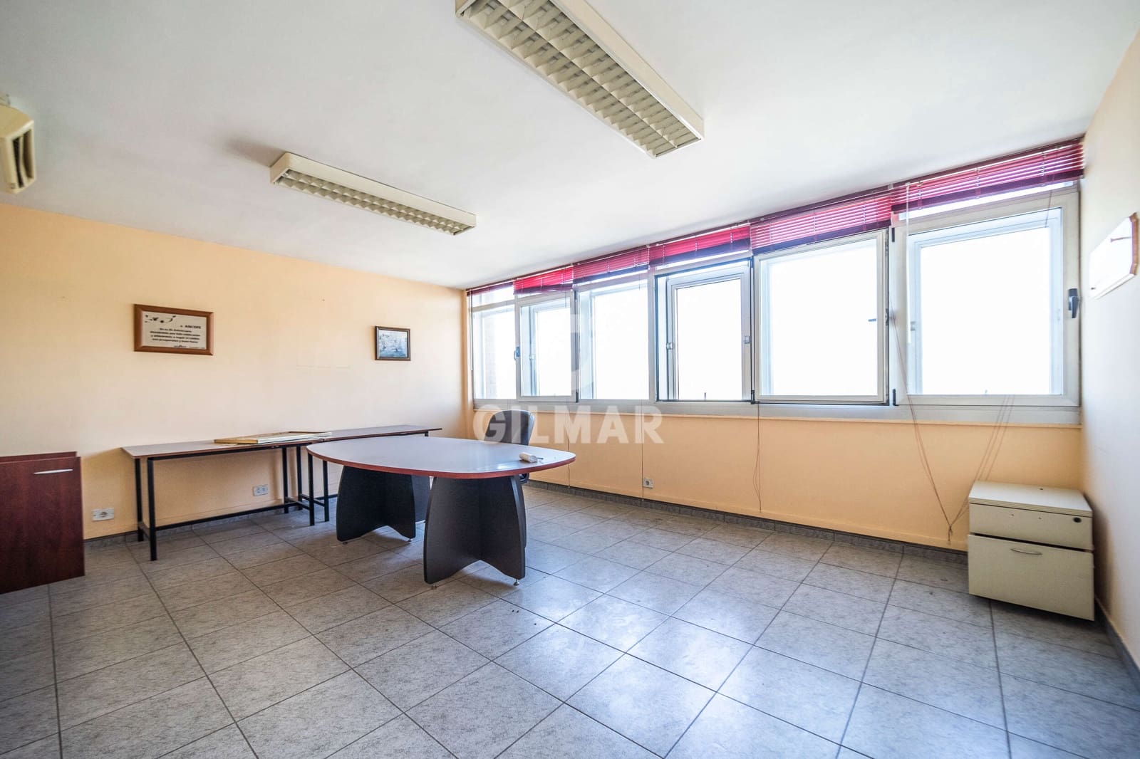 Biuro na sprzedaż w Miasto Madryt z garażem - 750 000 € (Ref: 9669227)