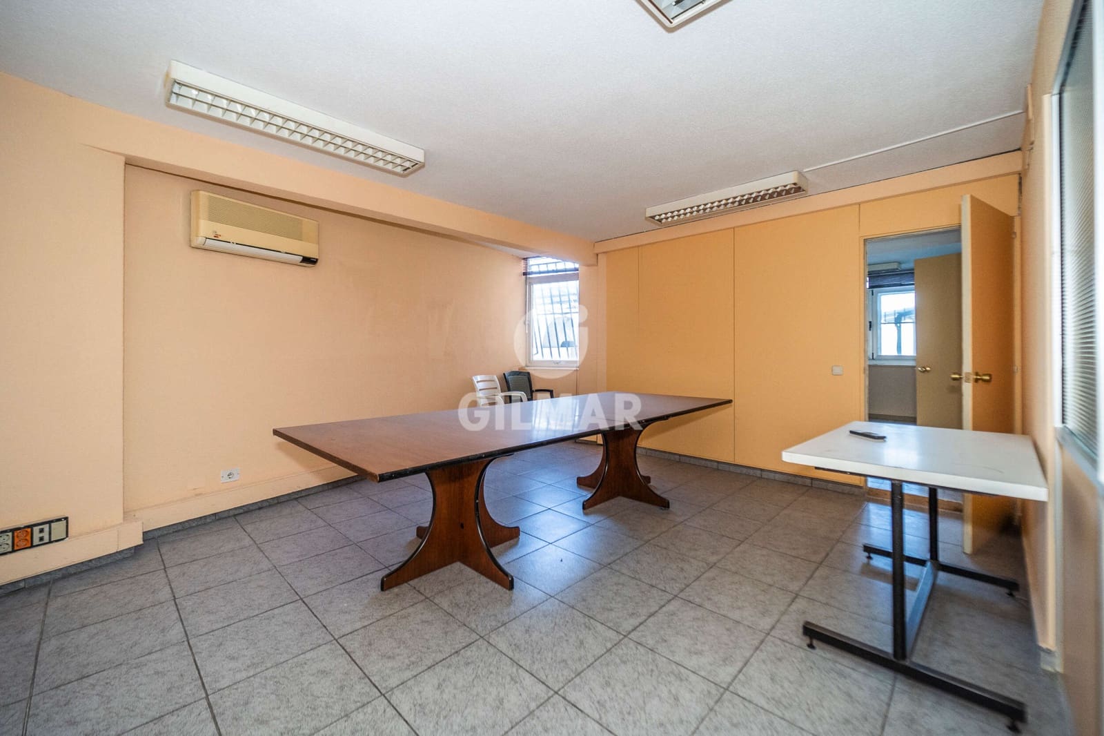 Biuro na sprzedaż w Miasto Madryt z garażem - 750 000 € (Ref: 9669227)