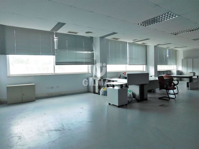 Büro zu verkaufen in Valverde, Madrid Stadt mit Garage - 245.000 € (Ref: 9669228)