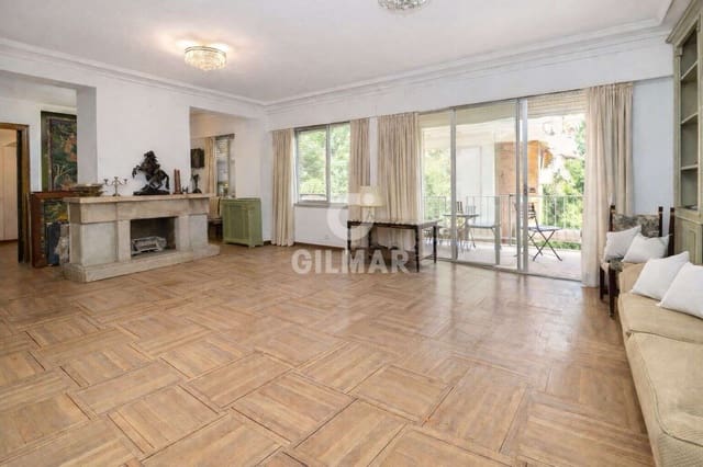 4 soveværelse Lejlighed til salg i Ciudad Universitaria, Madrid by med swimmingpool garage - € 1.297.000 (Ref: 9669233)