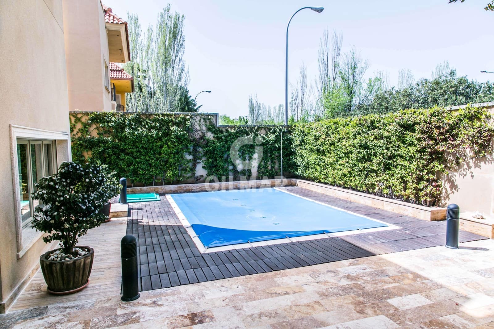 6 Zimmer Doppelhaus zu verkaufen in Madrid Stadt mit Pool Garage - 2.550.000 € (Ref: 9669235)