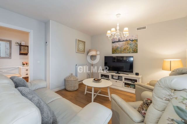 4 makuuhuone Asunto myytävänä paikassa La Paz, Madrid kaupunki mukana uima-altaan 
autotalli - 875 000 € (Ref: 9669238)