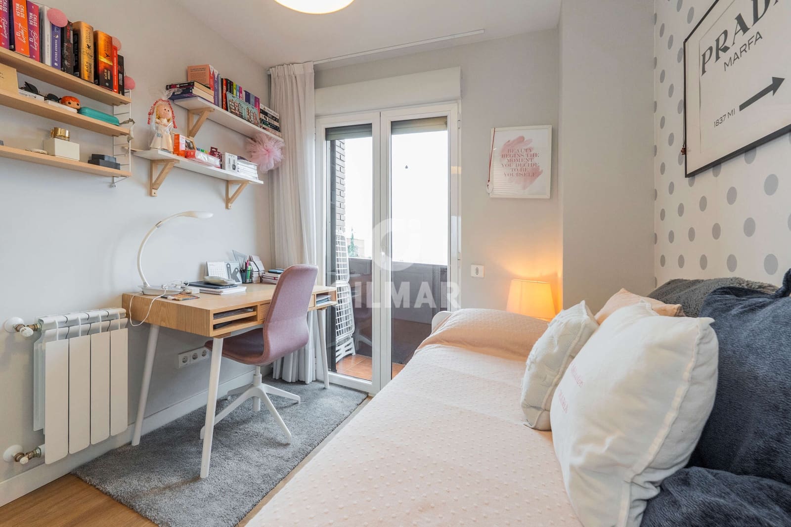 4 makuuhuone Asunto myytävänä paikassa Madrid kaupunki mukana uima-altaan 
autotalli - 875 000 € (Ref: 9669238)