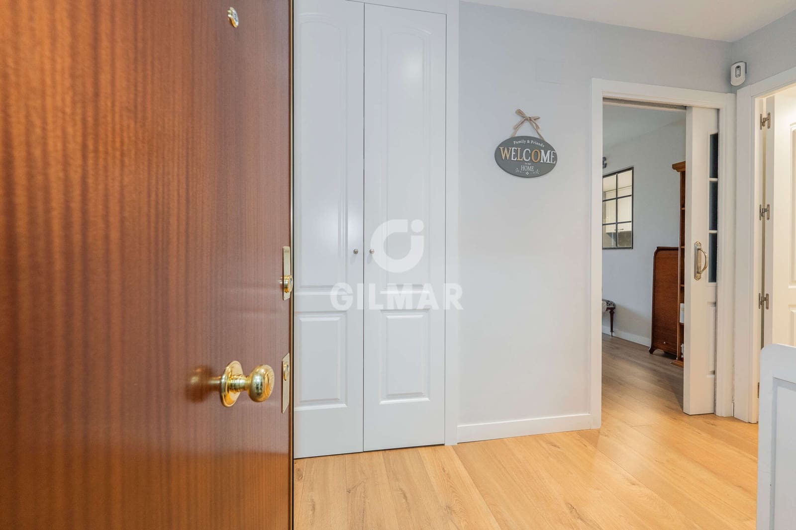 4 makuuhuone Asunto myytävänä paikassa Madrid kaupunki mukana uima-altaan 
autotalli - 875 000 € (Ref: 9669238)