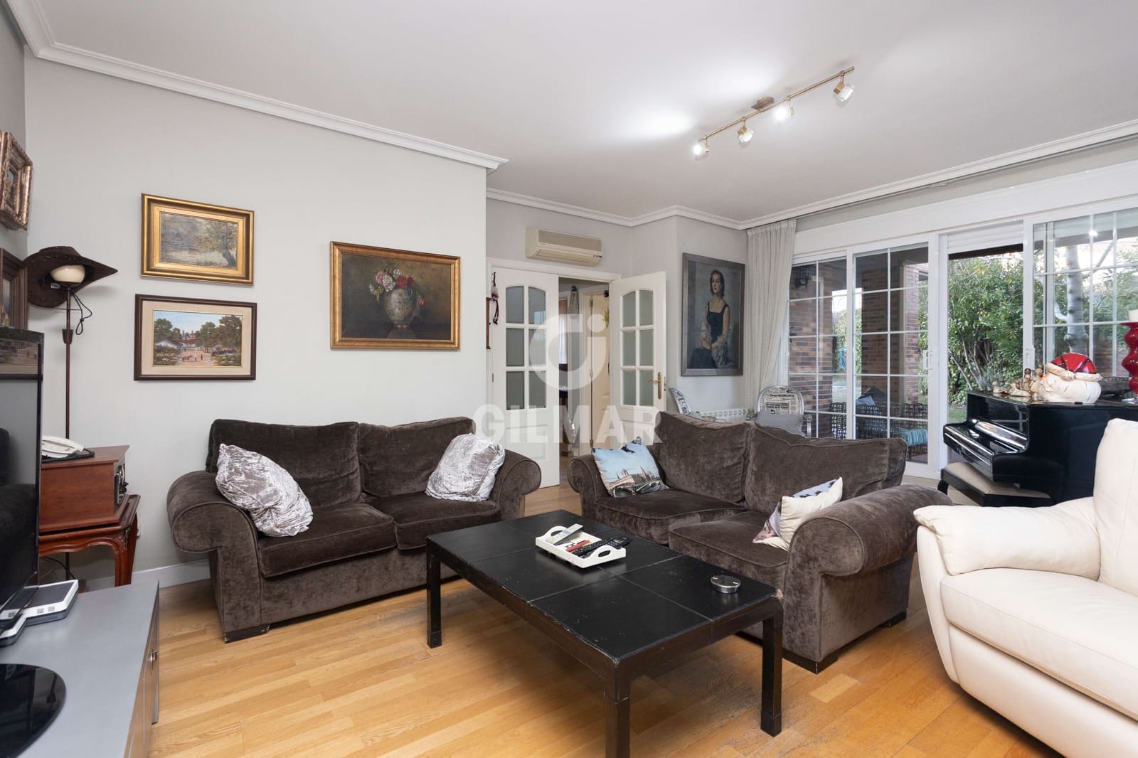 8 Zimmer Doppelhaus zu verkaufen in Majadahonda mit Pool Garage - 1.400.000 € (Ref: 9669240)