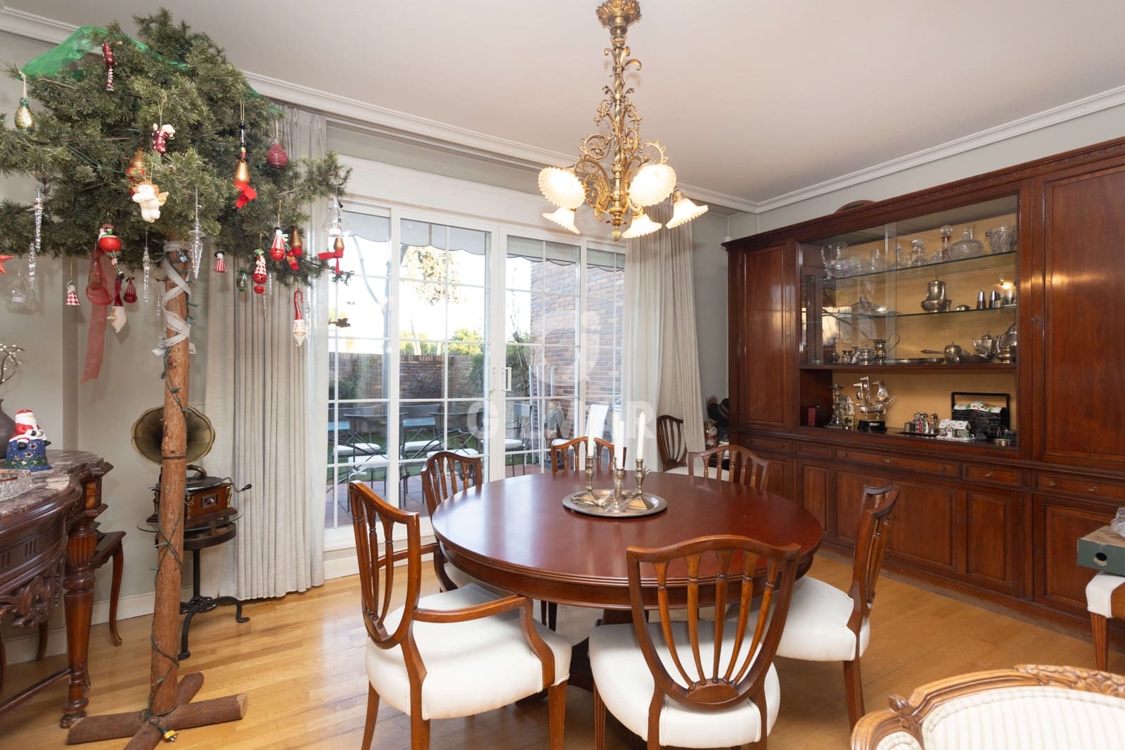 8 Zimmer Doppelhaus zu verkaufen in Majadahonda mit Pool Garage - 1.400.000 € (Ref: 9669240)