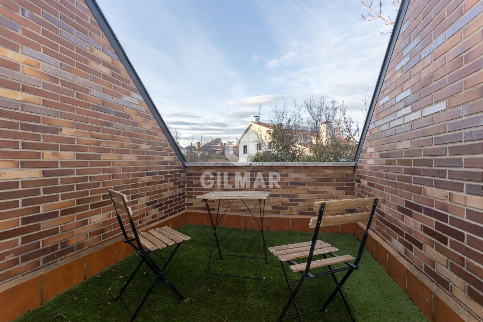 8 Zimmer Doppelhaus zu verkaufen in Majadahonda mit Pool Garage - 1.400.000 € (Ref: 9669240)