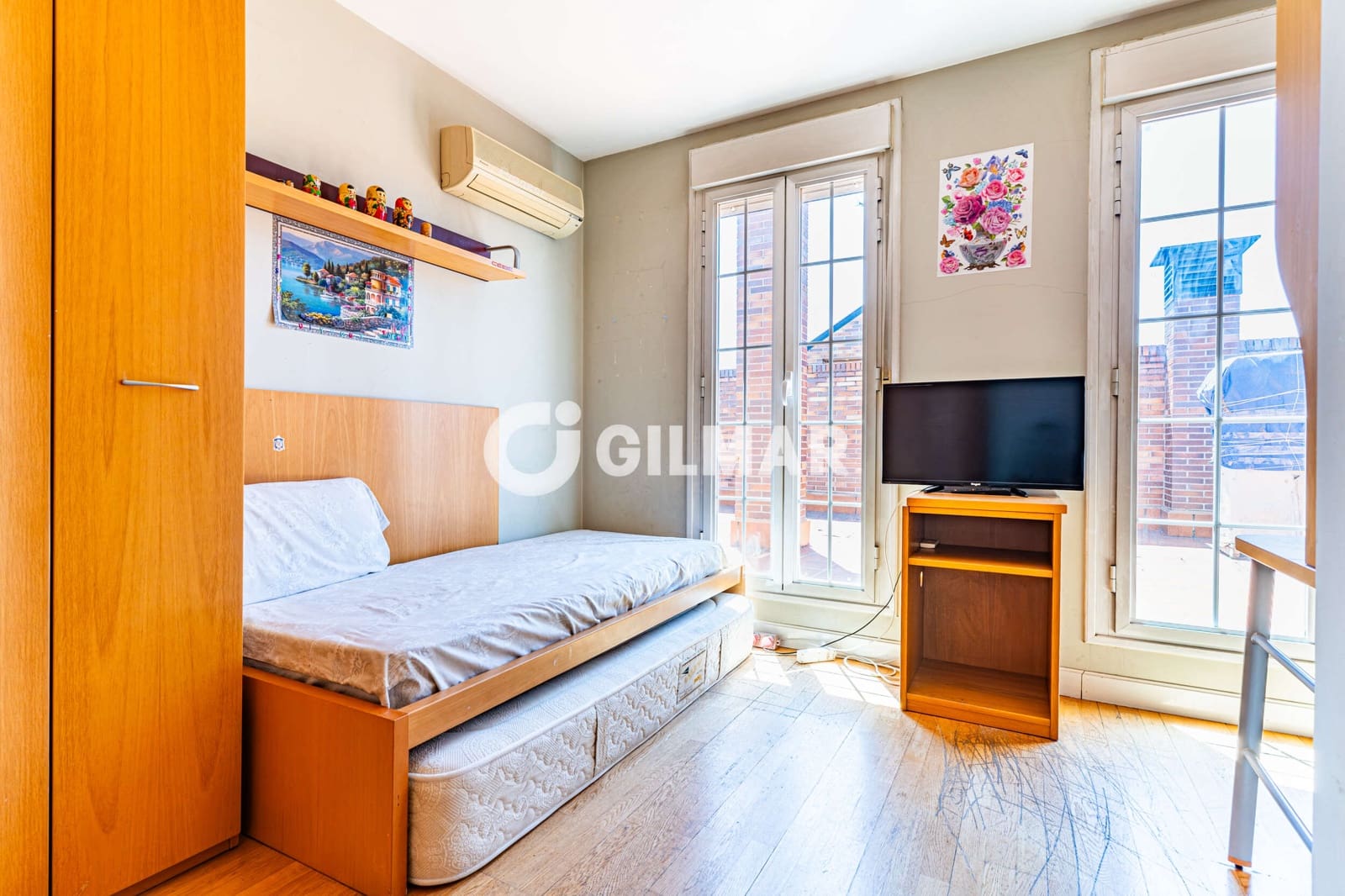 Pareado de 8 habitaciones en Majadahonda en venta con piscina garaje - 1.350.000 € (Ref: 9669240)