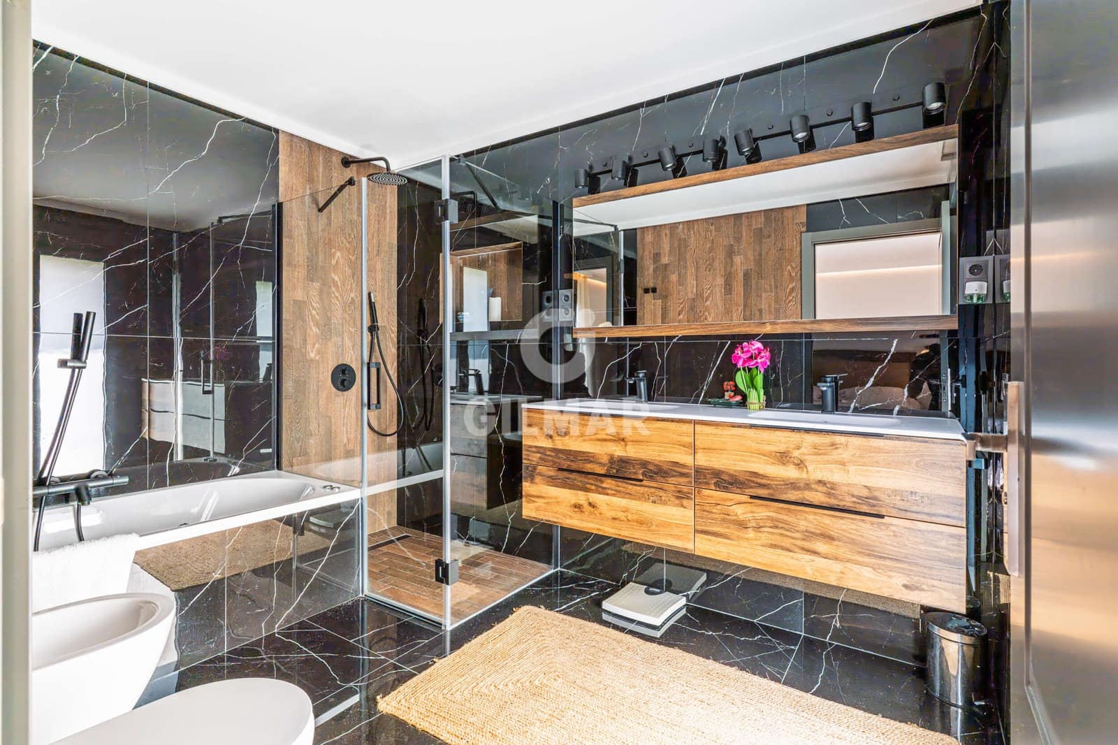 4 Zimmer Villa zu verkaufen in Majadahonda mit Pool - 1.875.000 € (Ref: 9669241)