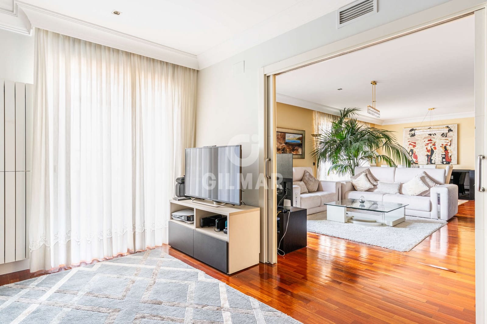 5 quarto Penthouse para venda em Majadahonda com piscina garagem - 1 370 000 € (Ref: 9669242)