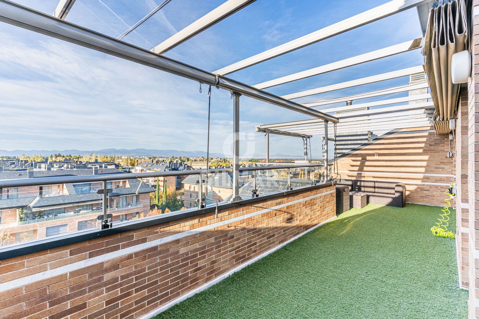 5 quarto Penthouse para venda em Majadahonda com piscina garagem - 1 370 000 € (Ref: 9669242)