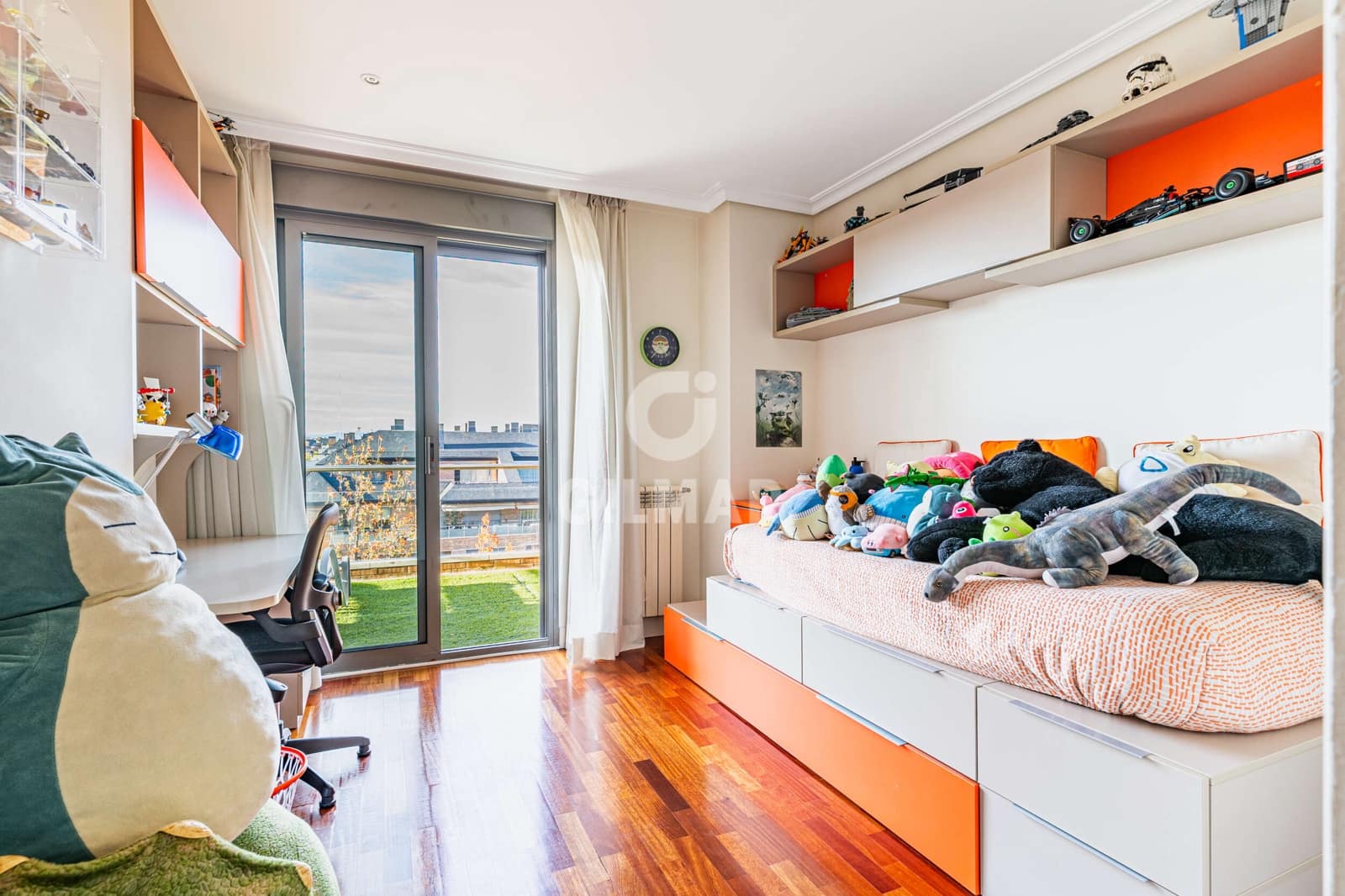 5 quarto Penthouse para venda em Majadahonda com piscina garagem - 1 370 000 € (Ref: 9669242)