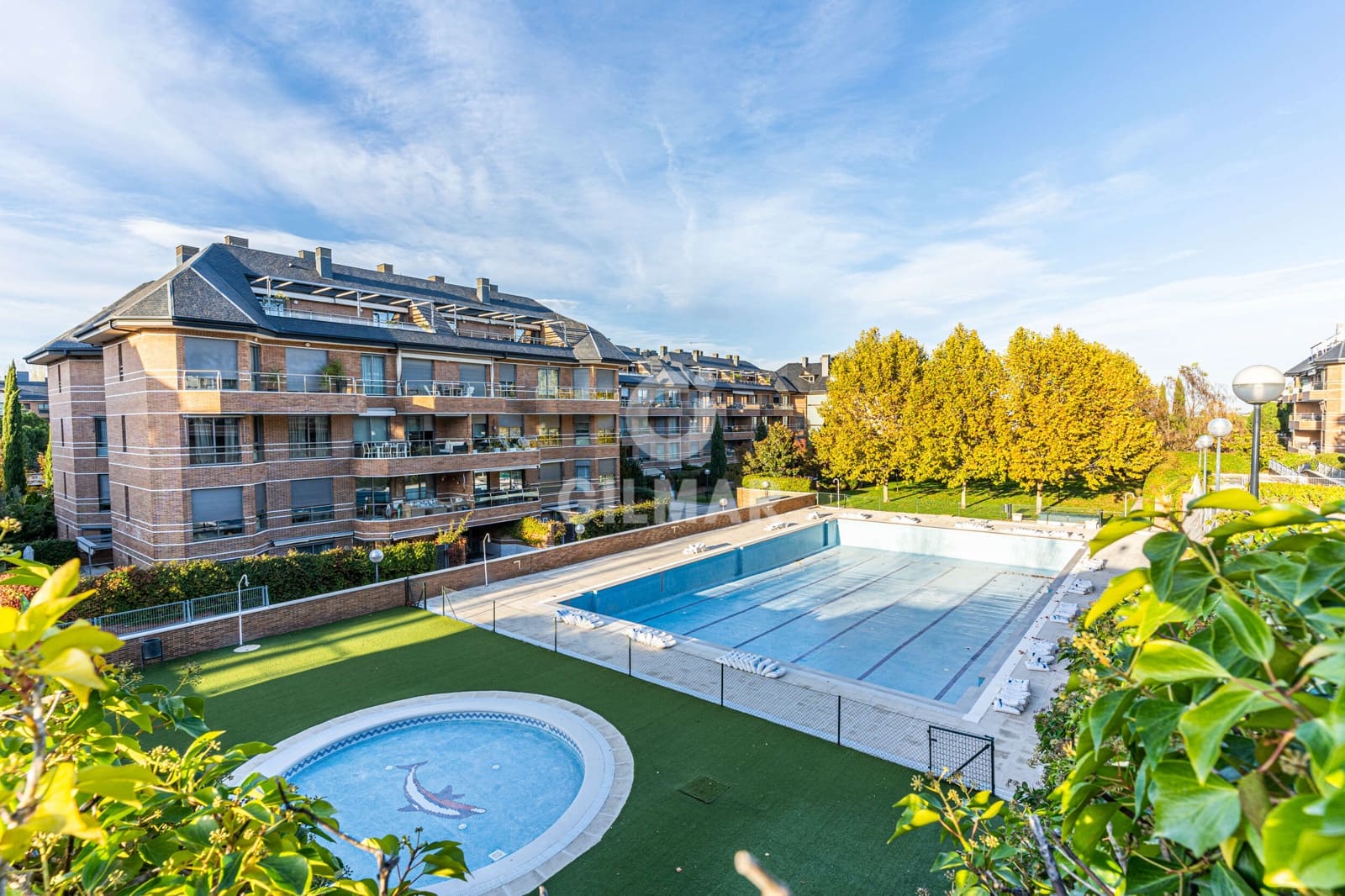 5 quarto Penthouse para venda em Majadahonda com piscina garagem - 1 370 000 € (Ref: 9669242)