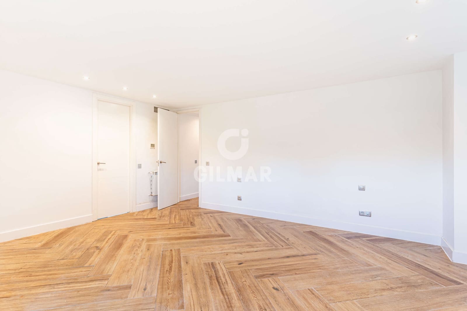 4 chambre Villa/Maison Semi-Mitoyenne à vendre à Villanueva del Pardillo avec piscine garage - 1 350 000 € (Ref: 9669243)