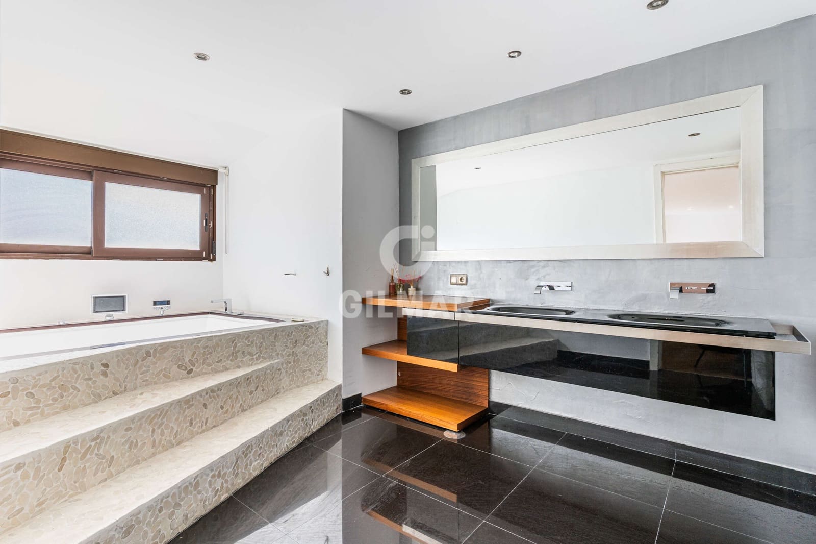 4 chambre Villa/Maison Semi-Mitoyenne à vendre à Villanueva del Pardillo avec piscine garage - 1 350 000 € (Ref: 9669243)