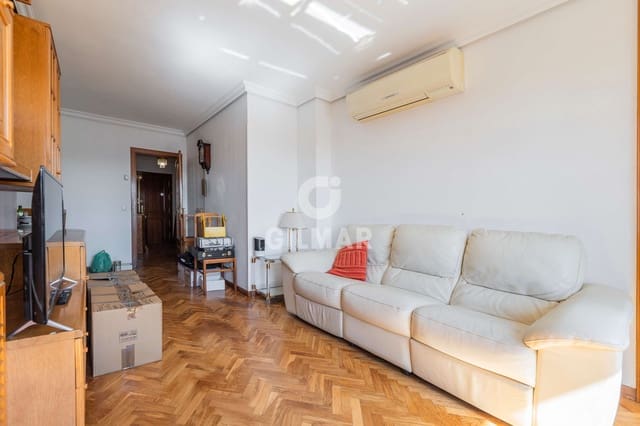 4 sovrum Lägenhet till salu i La Paz, Madrid stad med garage - 720 000 € (Ref: 9669385)