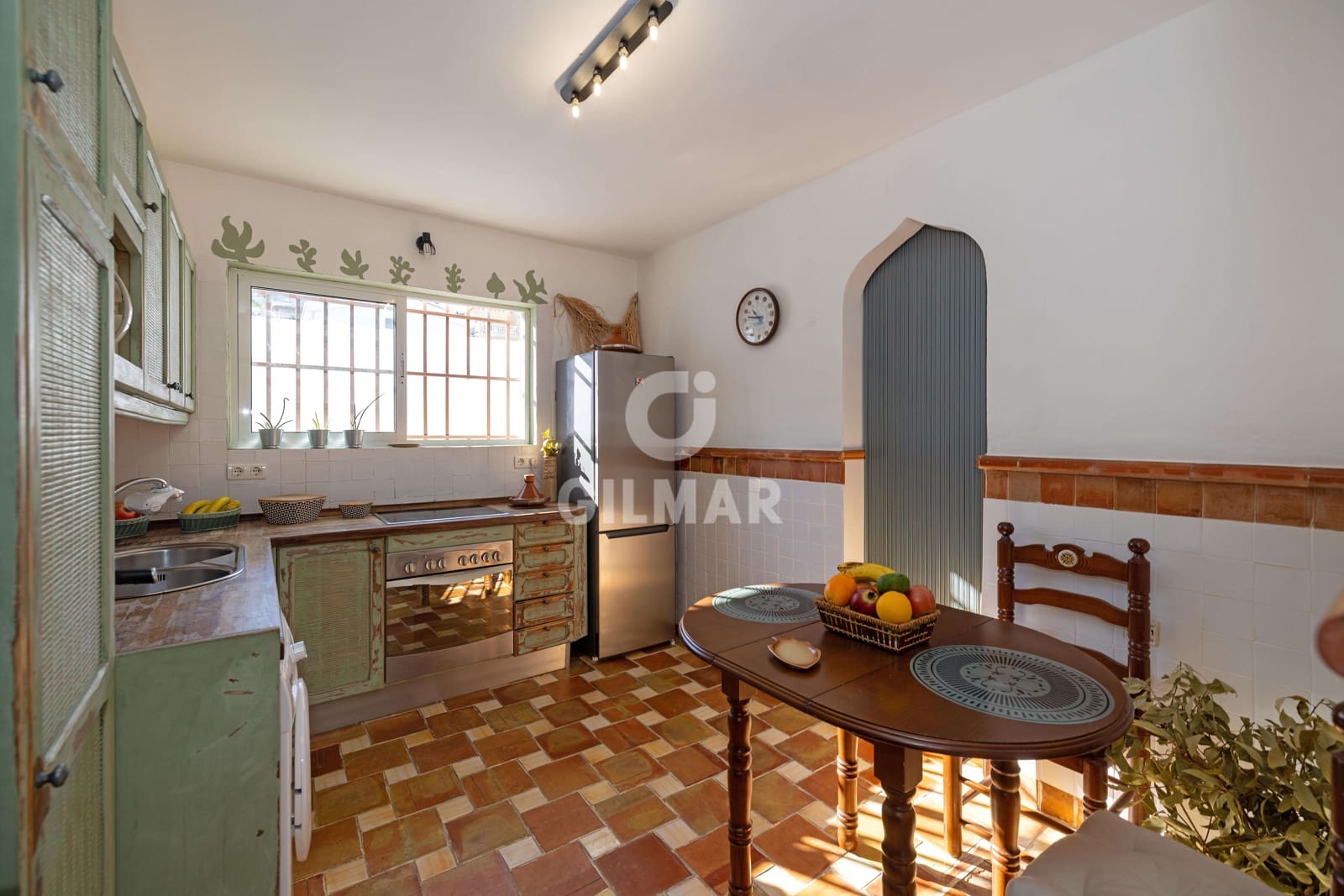 Chalet de 4 habitaciones en Alhaurín de la Torre en venta con piscina garaje - 900.000 € (Ref: 9669387)