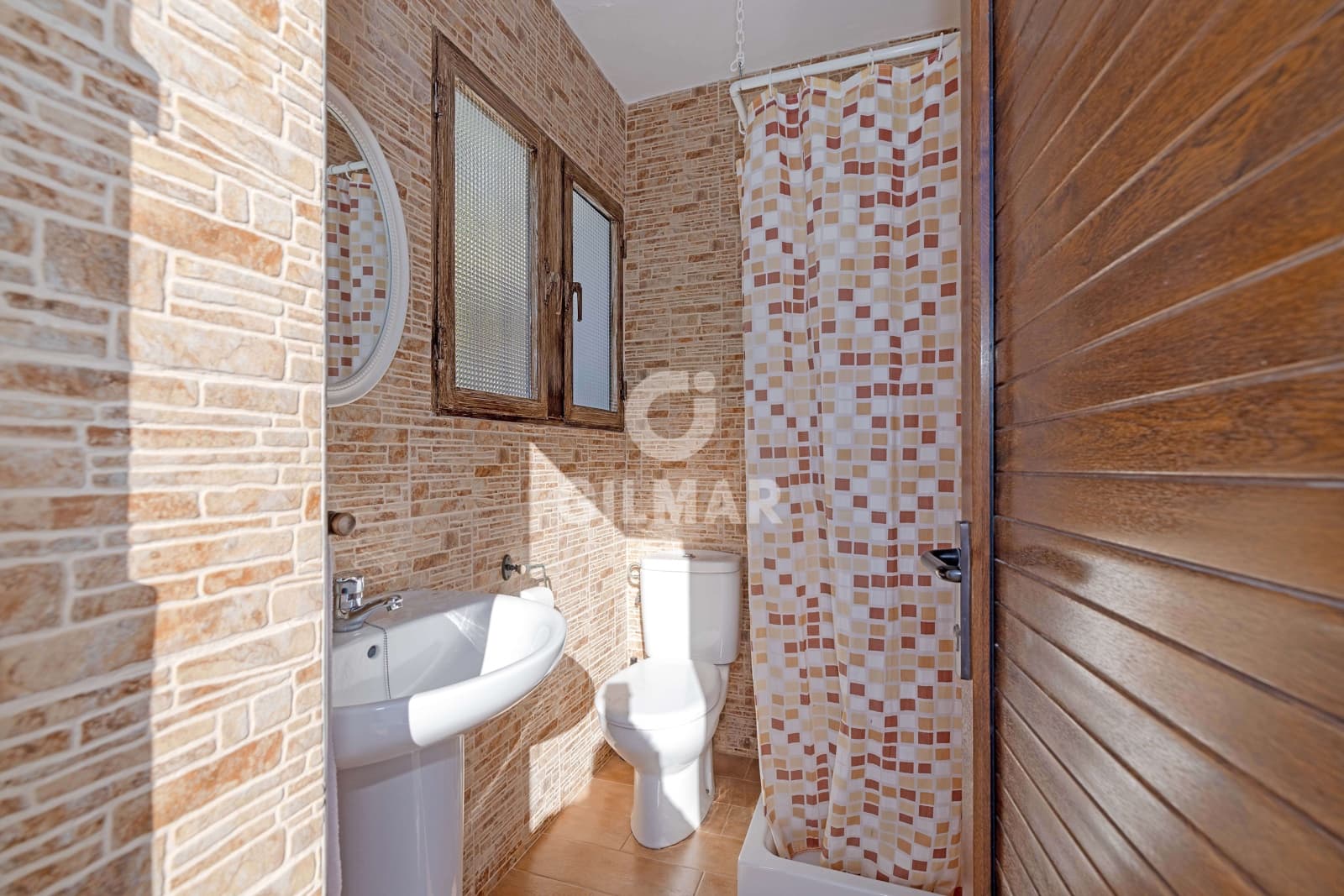 Chalet de 4 habitaciones en Alhaurín de la Torre en venta con piscina garaje - 900.000 € (Ref: 9669387)