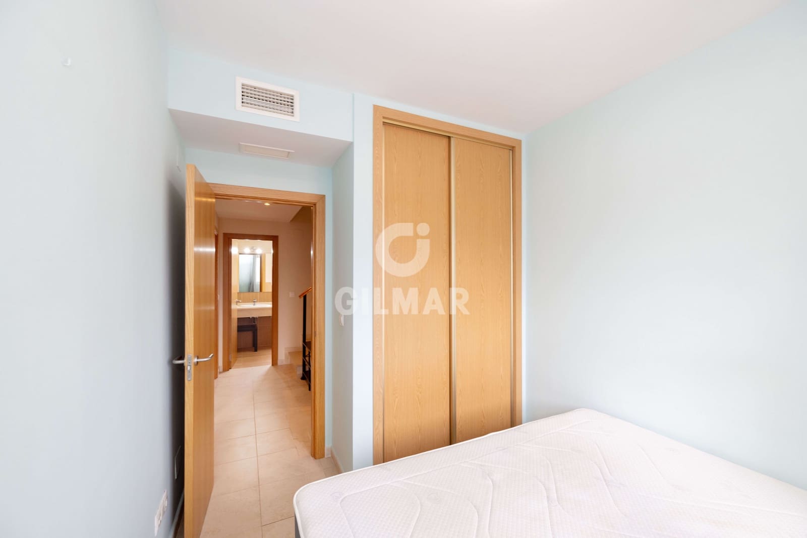 3 slaapkamer Rijtjeshuis te koop in Benajarafe met zwembad garage - € 420.000 (Ref: 9669390)