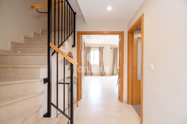 3 sovrum Radhus till salu i Benajarafe, Vélez-Málaga med pool garage - 420 000 € (Ref: 9669390)