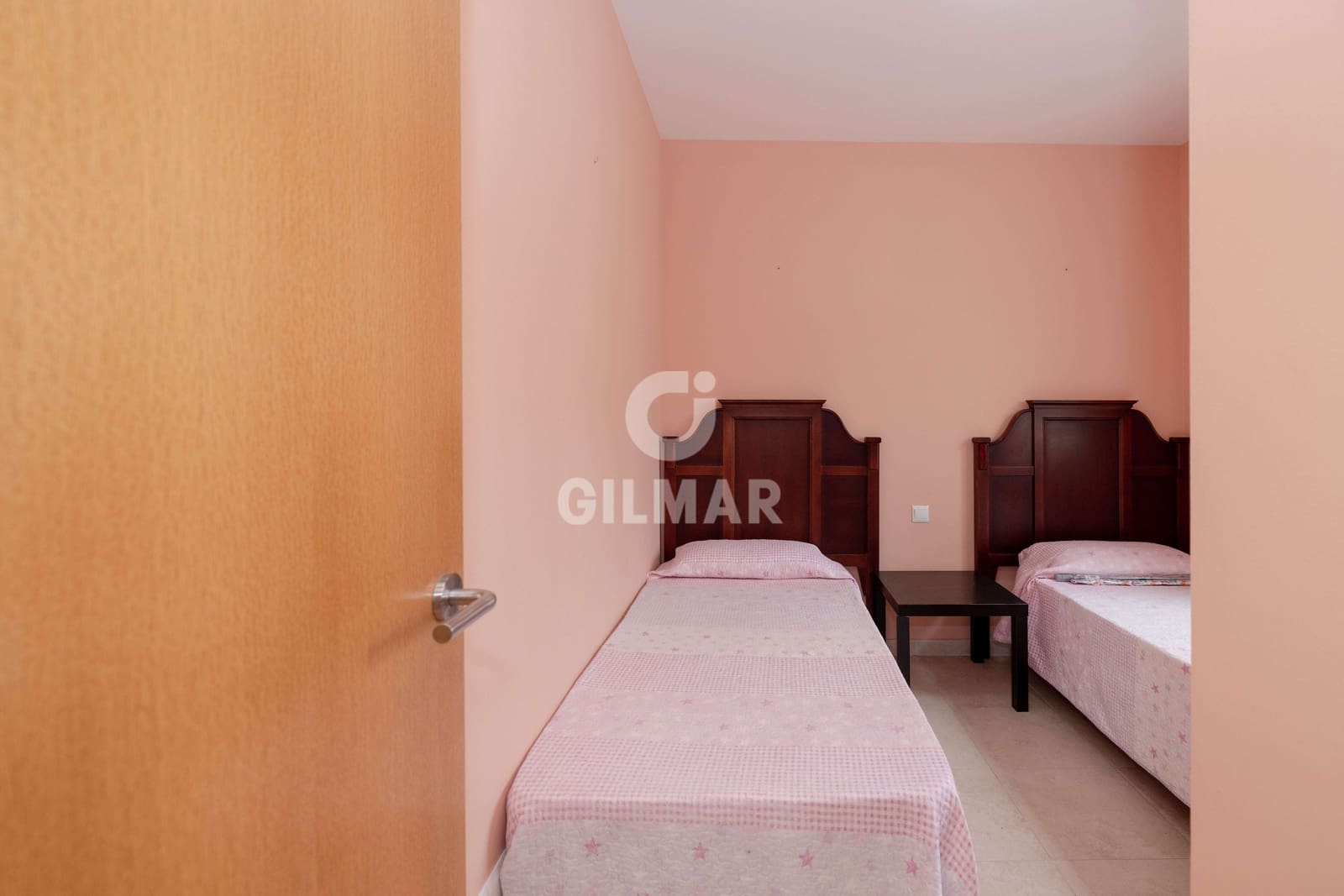 3 slaapkamer Rijtjeshuis te koop in Benajarafe met zwembad garage - € 420.000 (Ref: 9669390)