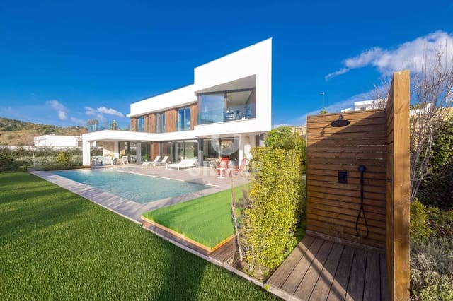 3 soverom Villa til salgs i El Limonar, Málaga by med svømmebasseng garasje - € 3 000 000 (Ref: 9669391)